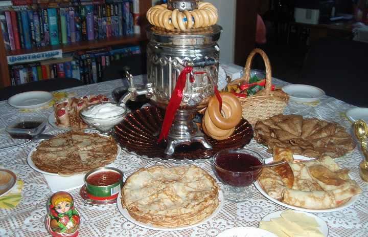 «Всех на Масленицу ждем, встретим масляным блином»